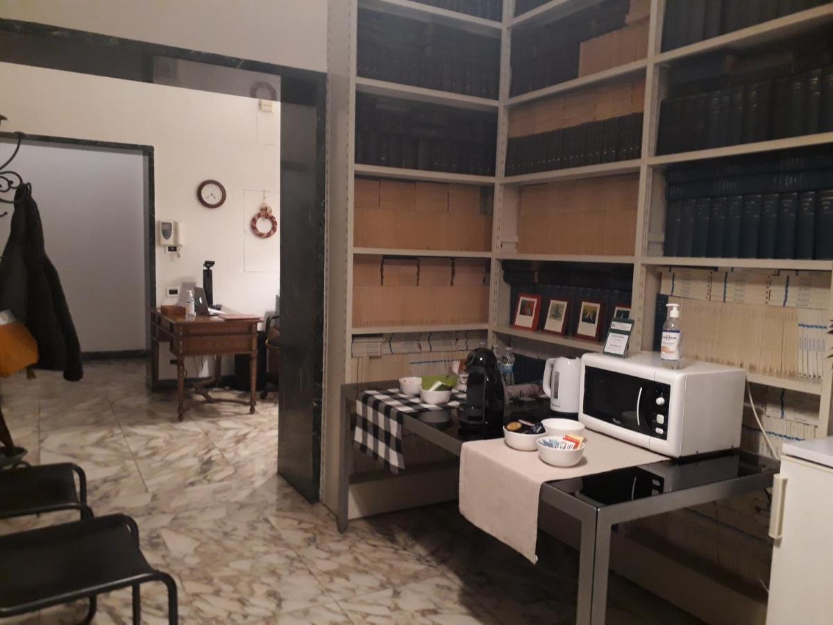 A Home In Genova Rooms & Suites Εξωτερικό φωτογραφία